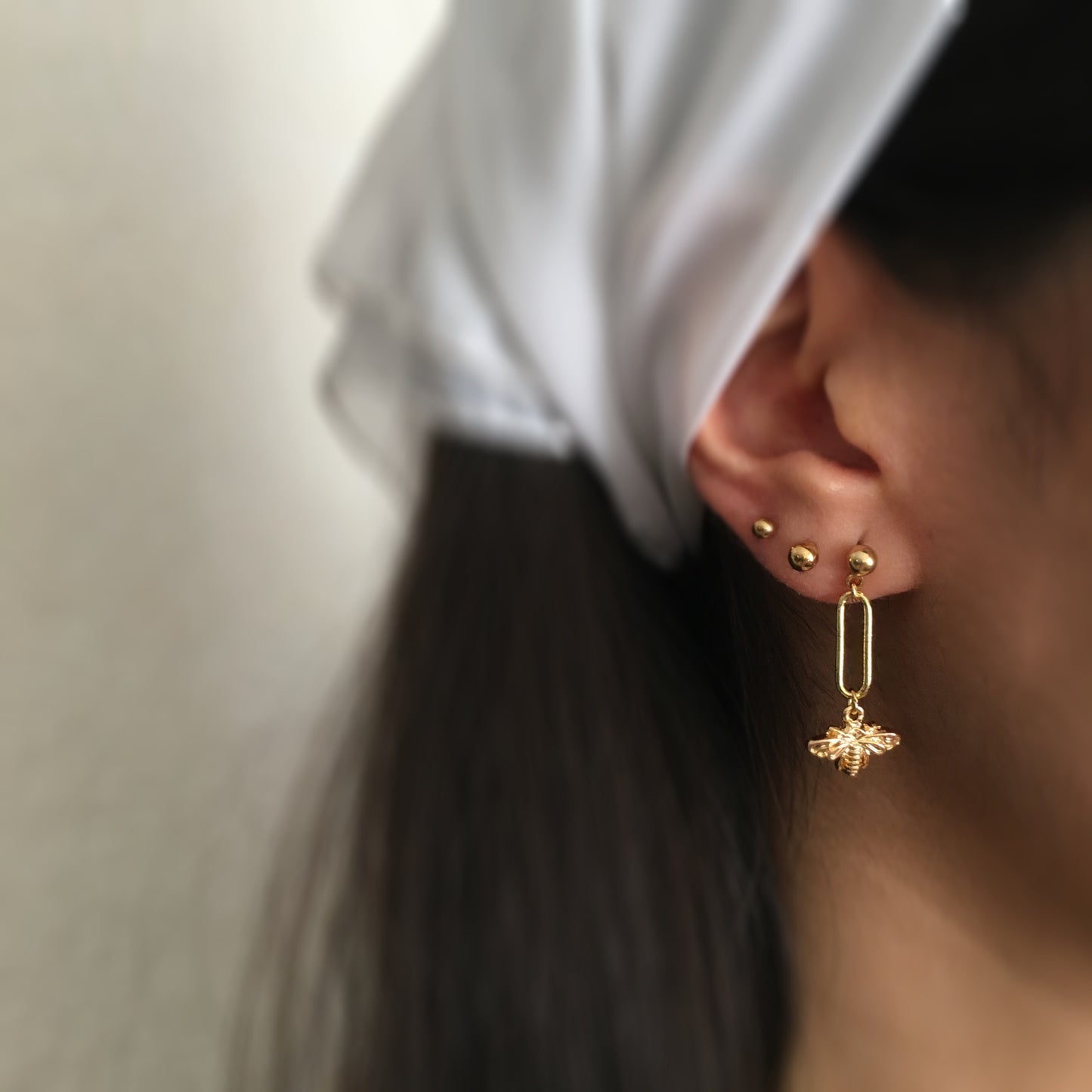 Aretes abeja