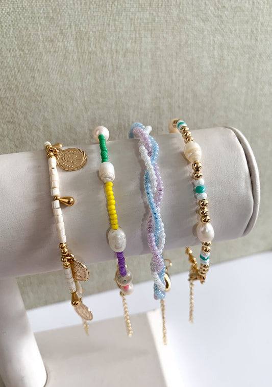 Pulseras chaquira
