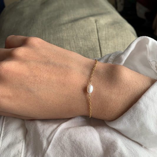 Pulsera perlita de río
