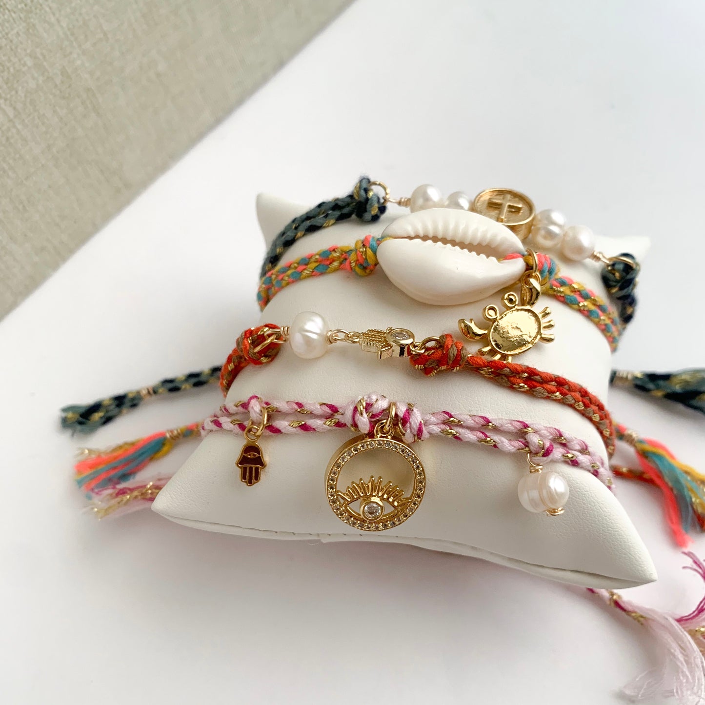 Pulseras hilachas