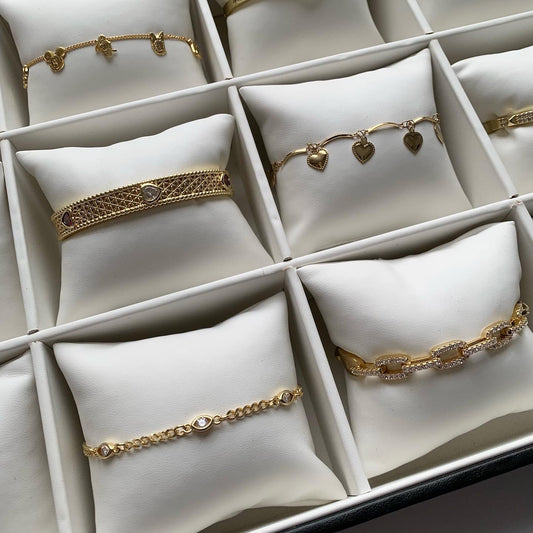 Pulsos y pulseras ajustables